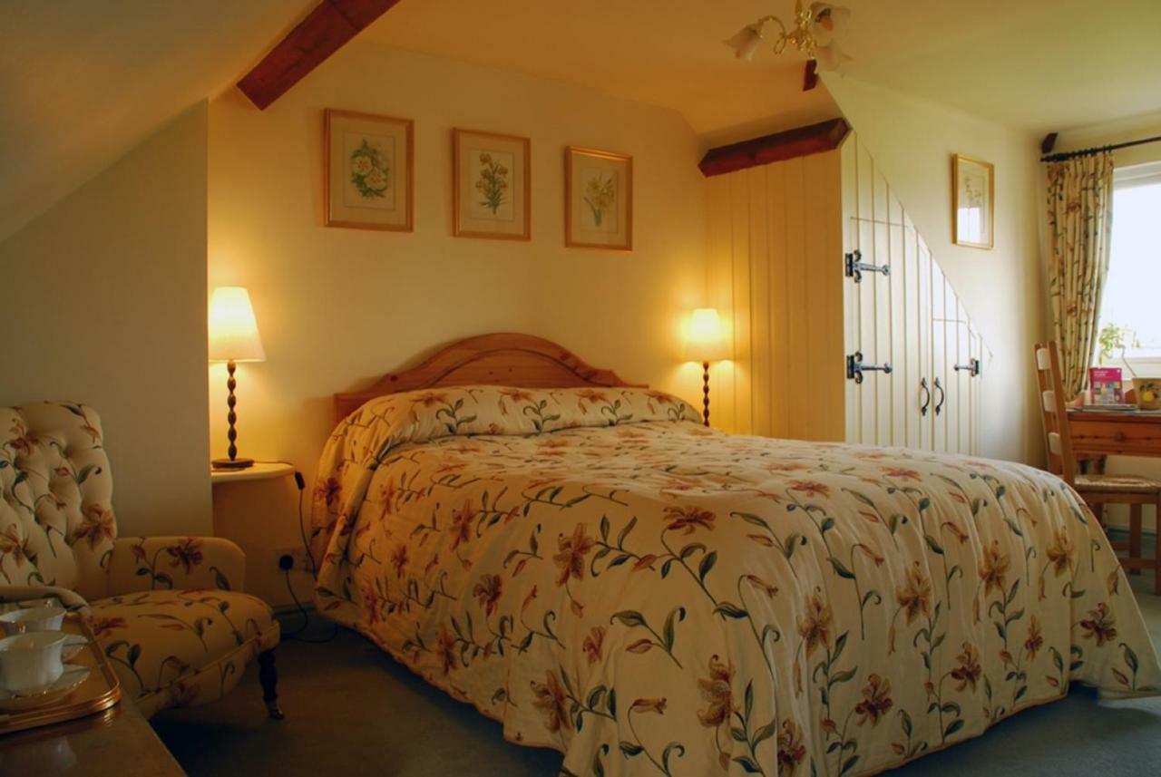 The Yellow House B&B Woodborough  エクステリア 写真