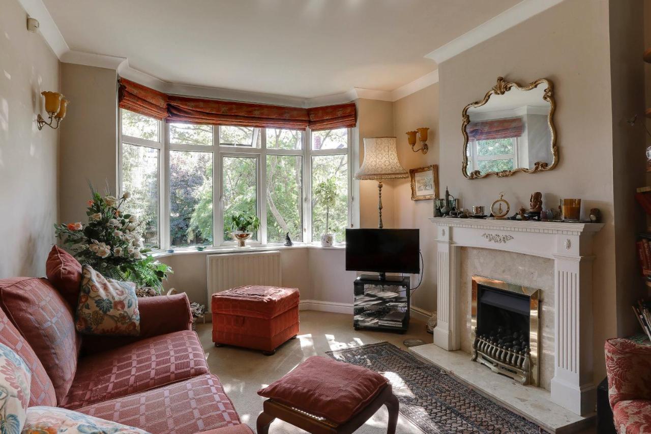 The Yellow House B&B Woodborough  エクステリア 写真
