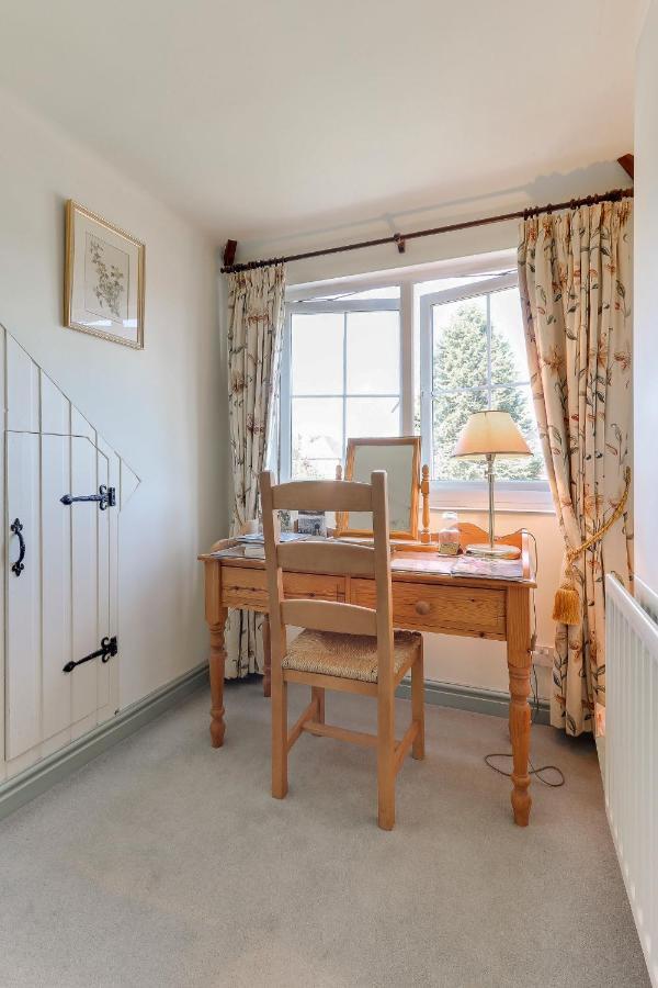 The Yellow House B&B Woodborough  エクステリア 写真